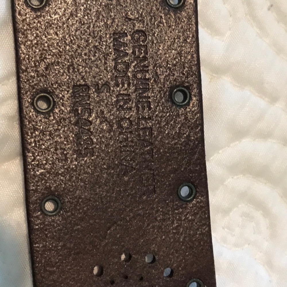 American Eagle Brown leather belt small excellent - Picture 2 of 7